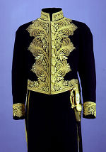 Die hier gezeigte Uniform wurde von Baron Michael Kast (1859-1932) getragen. Die hier gezeigte Uniform wurde von Baron Michael Kast (1859-1932) getragen.