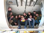 Schüler/innen im Laderaum eines Flugzeuges © LBS Mitterdorf