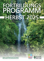 Das Cover des neuen Fortbildungsprogramms. Es zeigt einen Wasserfall.