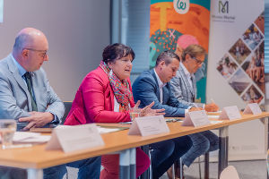 Gruppenfoto Auftaktveranstaltung Waswerden.info