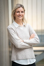 Portraitfoto von Frau Lena Siebenhofer