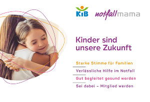 Kind umarmt eine Person liebevoll. Nahaufnahme, Fokus auf Zuneigung.