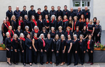 Ein Gruppenfoto des  St. Martin Chors