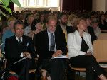 vl. Prof. Dr.Dr.Dr. Wassilios E. Fthenakis, Univ. Prof. Mag. Dr. Manfred Prisching und Moderatorin Carina Kerschbaumer