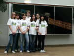 Die Mädchen der HS Gratwein sowie Hausmannstätten bei der Technischen Universität