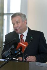 LH-Stv. Hermann Schützenhöfer LH-Stv. Hermann Schützenhöfer