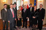 Die polnische Delegation mit LH Voves und der 2. Präsidentin des Landtag Steiermark Walburga Beutl sowie Honorarkonsul Ortner (2.v.l.) im Weißen Saal der Grazer Burg; Fotos: Farcher/Strachwitz