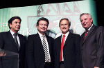 Die Landeshauptleute mit den Klubobleuten von ÖVP und SPÖ © Gallhofer Die Landeshauptleute mit den Klubobleuten von ÖVP und SPÖ
