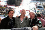 LH Franz Voves, WM-Bürgermeister Jürgen Winter und LH-Vize Hermann Schützenhöfer (v. l.) beim gestrigen Weltcup-Finale im Zielstadion der Planai