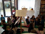 Die anwesenden Schülerinnen und Schüler der Volksschulen Fohnsdorf und Dietersdorf folgten gespannt den Ausführungen ihrer KollegInnen. © Gemeinde- und ÖGB Bücherei Fohnsdorf Die anwesenden Schülerinnen und Schüler der Volksschulen Fohnsdorf und Dietersdorf folgten gespannt den Ausführungen ihrer KollegInnen. © Gemeinde- und ÖGB Bücherei Fohnsdorf