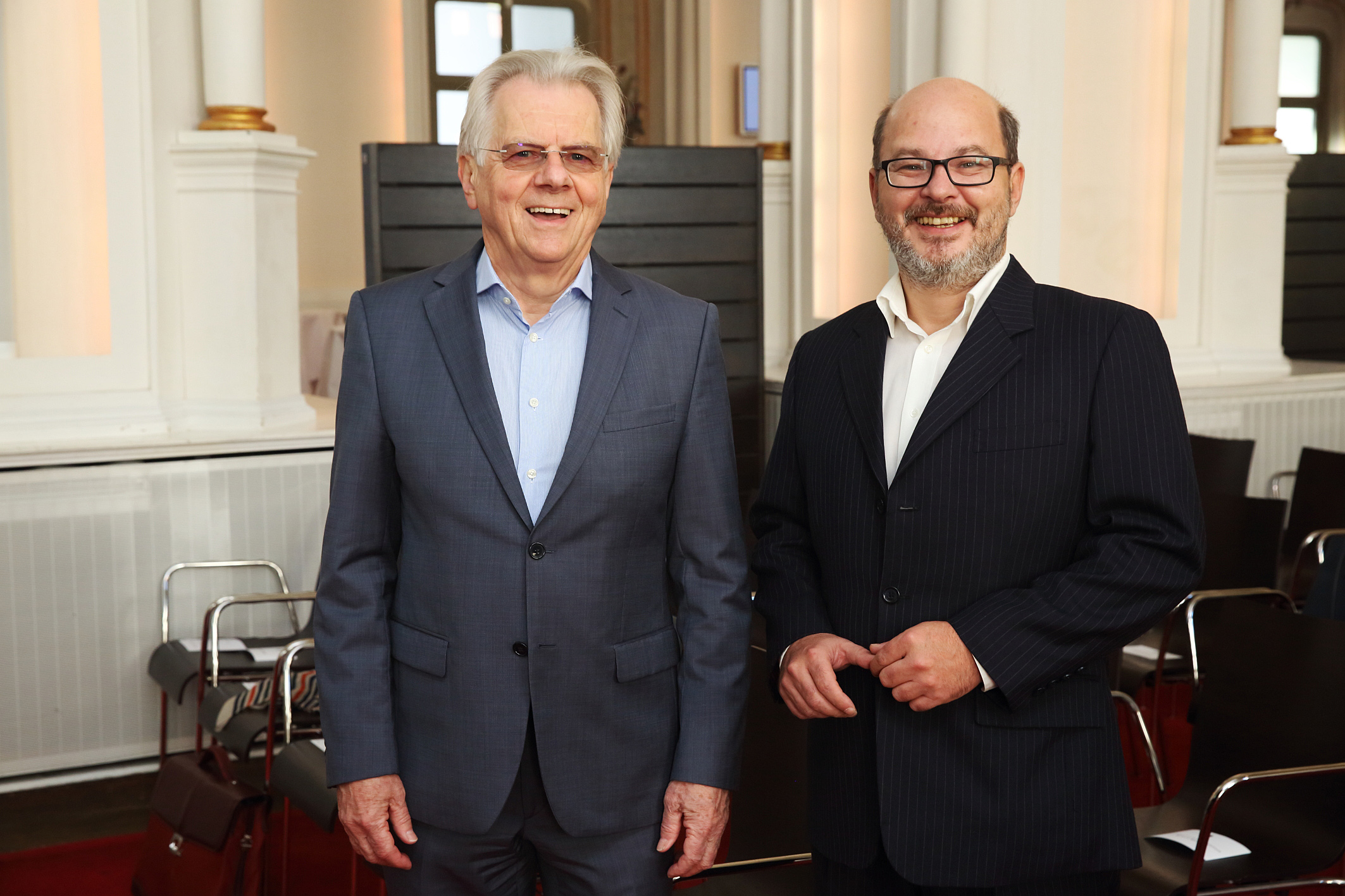 Prof. Popp, Christian Schwarz (v.l.n.r)) Prof. Popp, Christian Schwarz (v.l.n.r))
