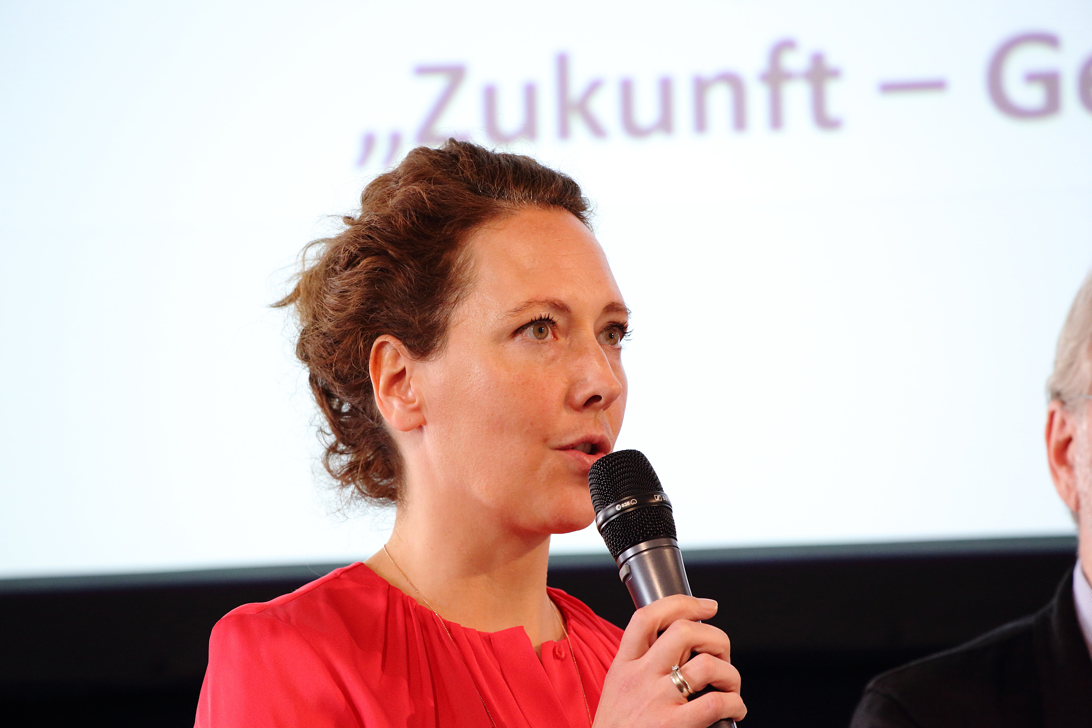 Mag.a Judith Phüringer Mag.a Judith Phüringer