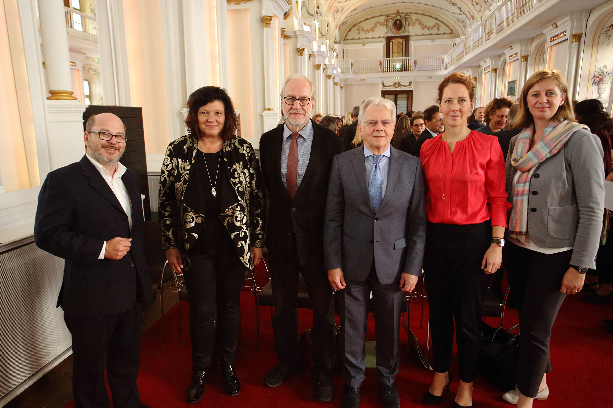 Christian Schwarz, Mag.a Christina Lind, Prof. Dr. Manfred Prisching, Prof. Dr. Reinhold Popp, Mag.a Judith Phüringer, Mag.a Barbara Eibinger-Miedl Christian Schwarz, Mag.a Christina Lind, Prof. Dr. Manfred Prisching, Prof. Dr. Reinhold Popp, Mag.a Judith Phüringer, Mag.a Barbara Eibinger-Miedl