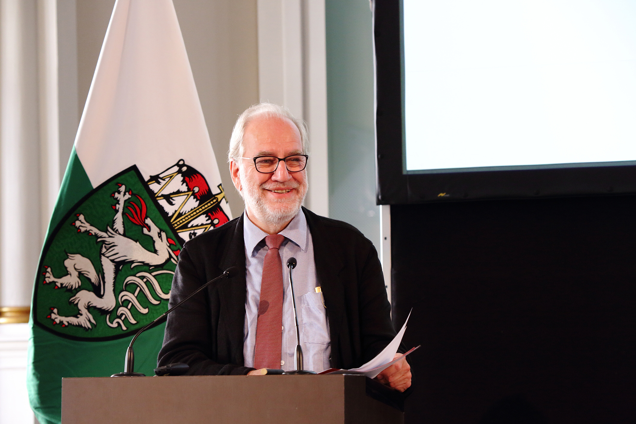 Prof. Dr. Manfred Prisching Prof. Dr. Manfred Prisching
