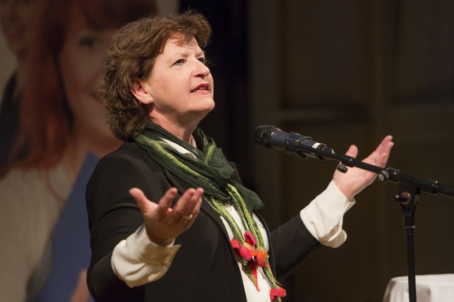 LR<sup>in</sup> Mag.<sup>a</sup> Ursula Lackner