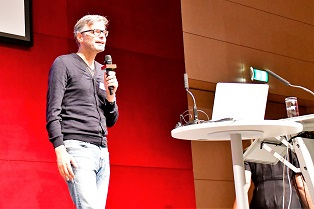 Dr. Jörn Borke Dr. Jörn Borke