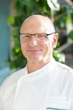 Vl Dipl.-Päd. Peter Schmuck