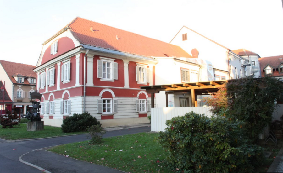 Lehrlingshaus Mureck_Ansicht Straße