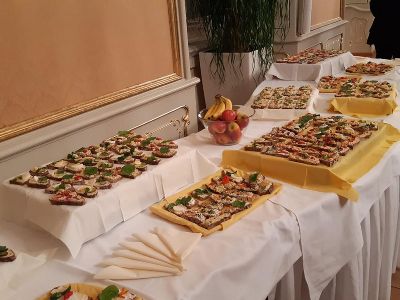 Das Buffet © Gabriele Arnberger Das Buffet © Gabriele Arnberger