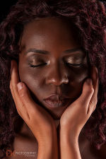 Let him kiss me © Erich Kerber Let him kiss me