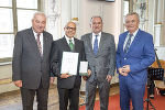 LH Hermann Schützenhöfer überreichte gemeinsam mit LH-Stv. Anton Lang an Alonso Alberto Jimenez Arboleda das Große Ehrenzeichen des Landes Steiermark LH Hermann Schützenhöfer überreichte gemeinsam mit LH-Stv. Anton Lang an Alonso Alberto Jimenez Arboleda das Große Ehrenzeichen des Landes Steiermark