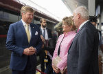 König Willem-Alexander mit dem Ehepaar Schützenhöfer. König Willem-Alexander mit dem Ehepaar Schützenhöfer.