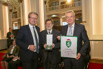 Bildbeschreibung: Ehrenzeichen-Verleihung in der Aula der Alten Universität in Graz.