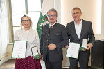 Landeshauptmann Christopher Drexler überreichte Goldene Ehrenzeichen © Land Steiermark/Foto Fischer; bei Quellenangabe honorarfrei