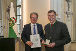 LH Christopher Drexler und Markus Pfandlsteiner © Frankl/ Land Steiermark LH Christopher Drexler und Markus Pfandlsteiner