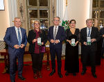 LH Christopher Drexler überreichte Goldene Ehrenzeichen des Landes Steiermark © Land Steiermark/ Frankl