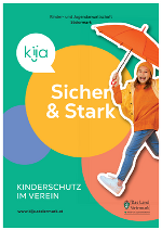 Kind unter einem orangen Regenschirm