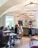 In unserem neuen Schlosscafé fühlen sich die Gäste wohl!